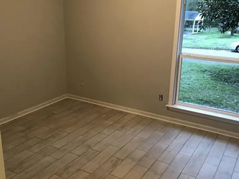 3110 Normandy Dr — Photo 5