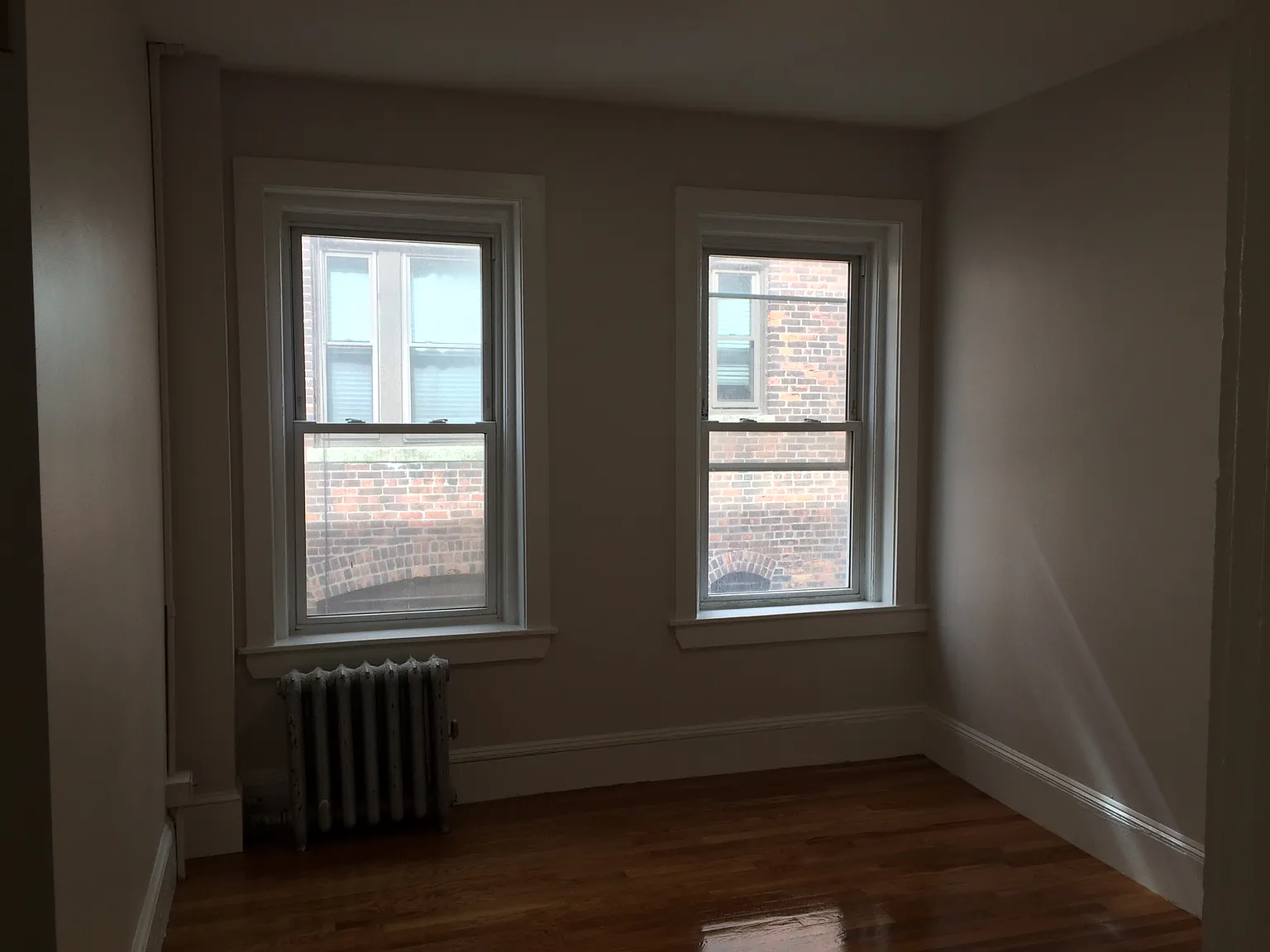 2 bed, 999 sqft, $3,800 — Photo 2