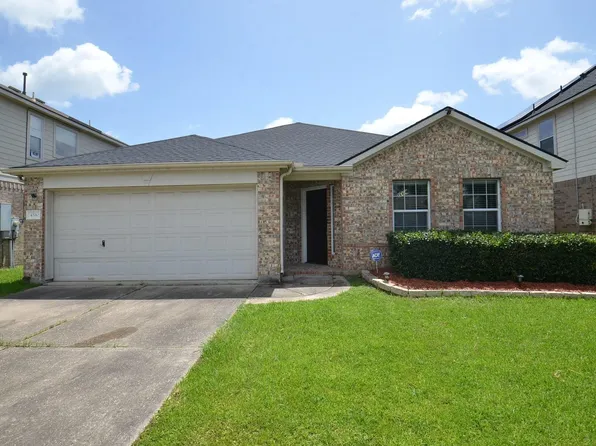4510 Regal Dr, Baytown, TX 77521