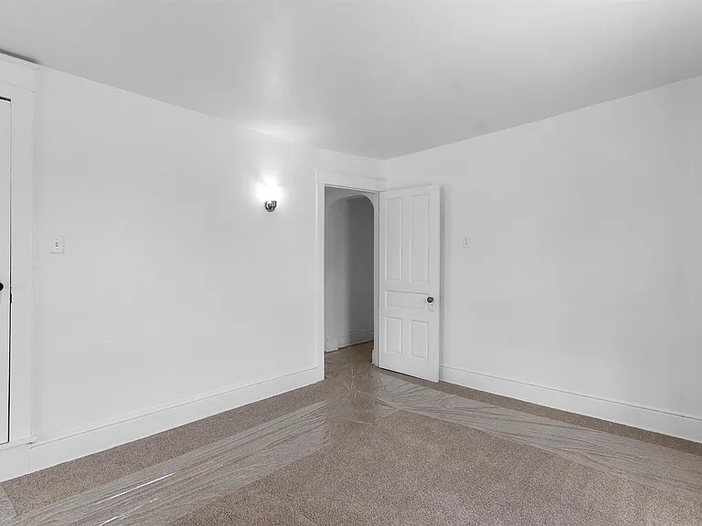 102 S 3rd St — Photo 12