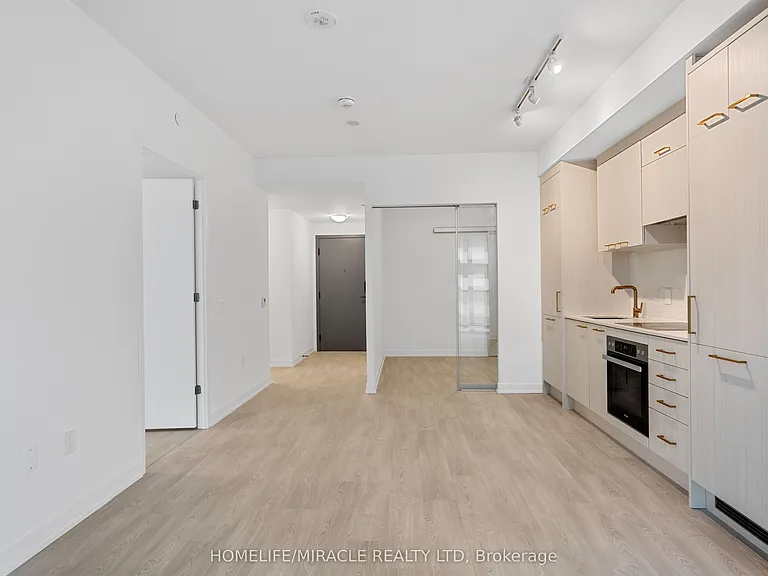 634 Church St #4101 — Photo 25