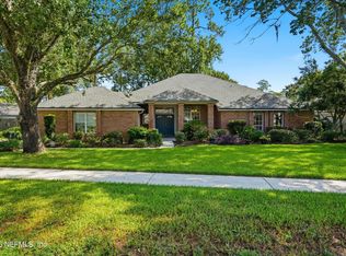 1972 Woodlake Dr, Fleming Island, FL 32003