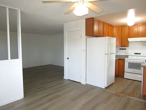 5th image of 2834 Ventura Ave #2834
