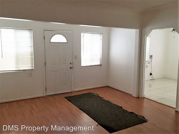 4th image of 1731 W 32nd St