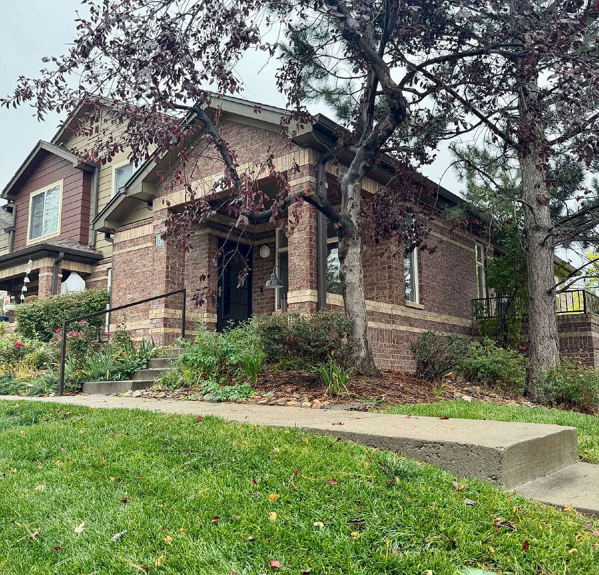 3 bed, 2.5 bath, 1629 sqft, $2,800 — Photo 1