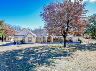 1028 Roadrunner Rd, Glen Rose, TX 76043