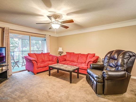 2nd image of 111 Donard Park Ave