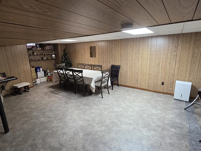 6115 Drexel St — Photo 13