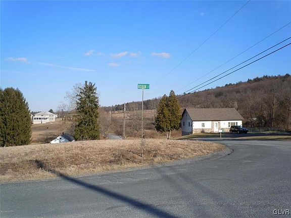 4th image of LOT 1 Robin Ln