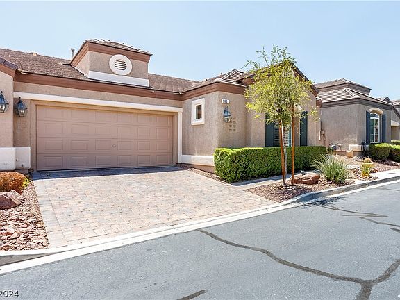 3rd image of 9809 Fiesta Rose Ave