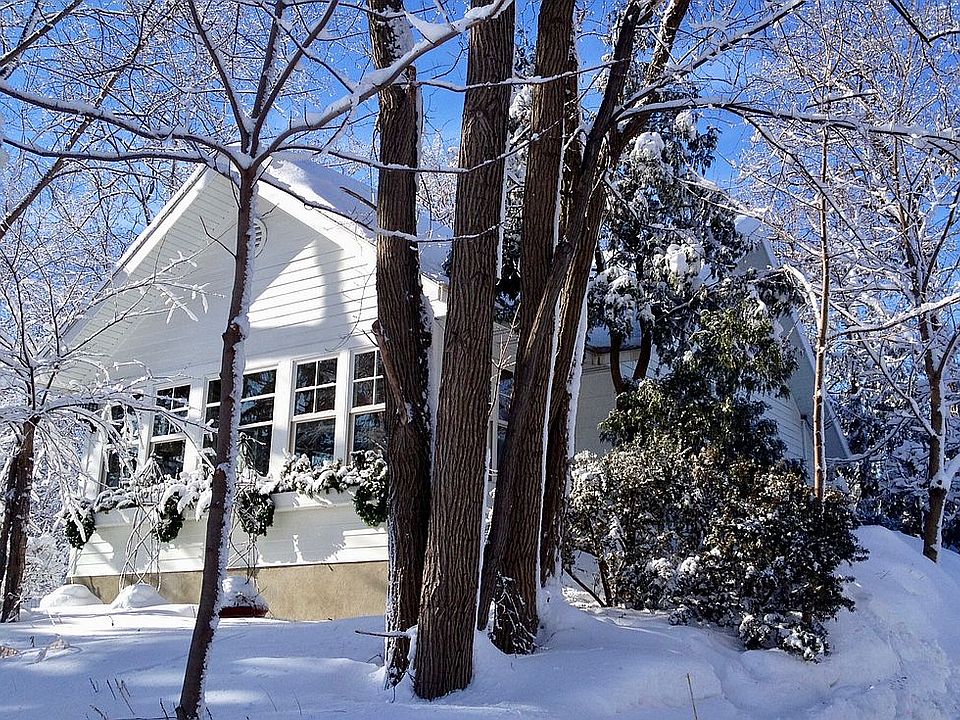 2nd image of 534 Mill St