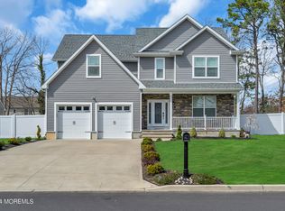 236 Yeoman Rd, Manahawkin, NJ 08050