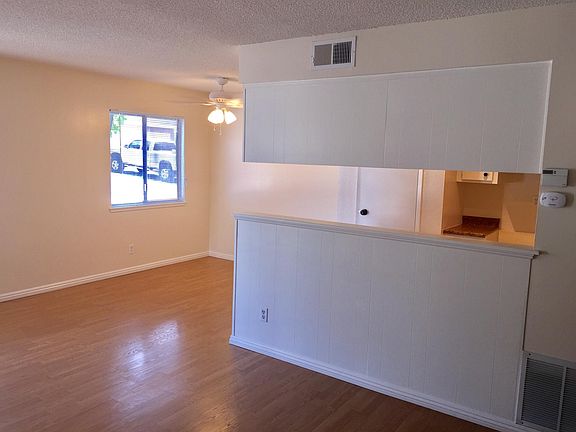 3rd image of 3022 Bolling Ave
