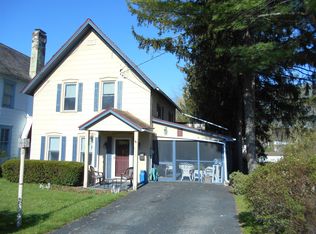 111 Champlain Ave, Ticonderoga, NY 12883