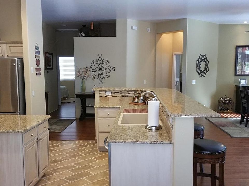 1st image of 16839 S 15th Ave