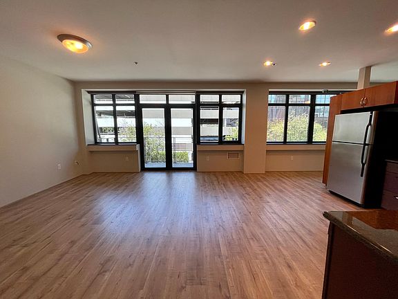 Living room (view from entrance)