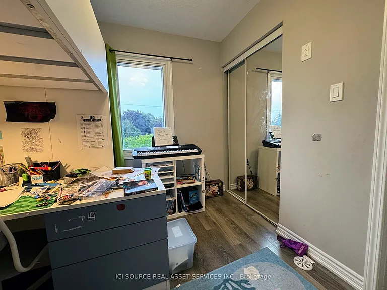 543 Goldenrod Ln — Photo 17