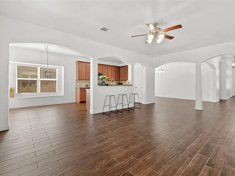 6439 Brimridge Ln — Photo 13