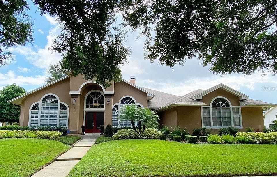 1st image of 6714 Fairway Cove Dr