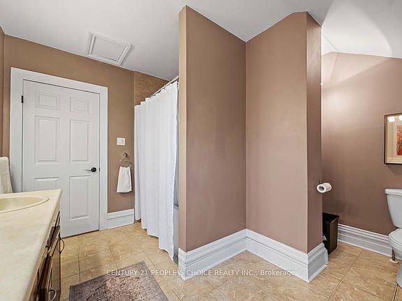 2nd image of 28 Mount Pleasant Ave