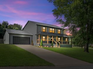 3425 Clearwater Dr, Clarksville, TN 37042