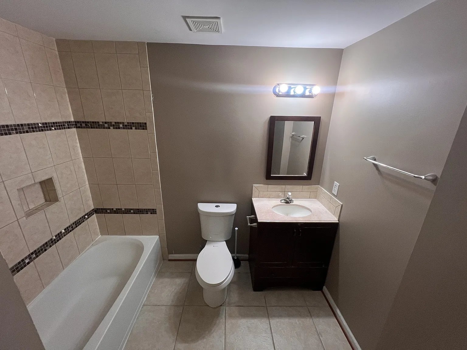 8871 Dunstable Loop - 1 — Photo 4
