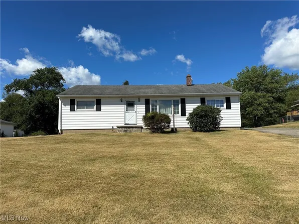 171 Hazelwood Dr, Wintersville, OH 43953