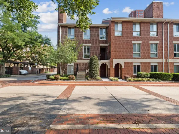 22 W Hill St #R11, Baltimore, MD 21230
