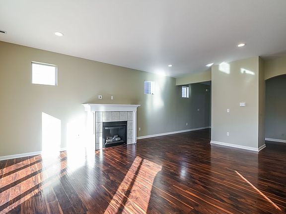 4th image of 7924 164th St E