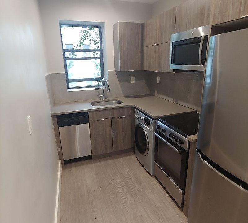 1st image of 411 E 118th St #10AA