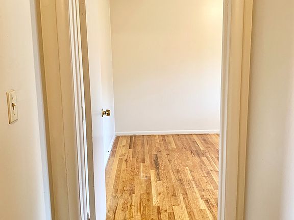 5th image of 1875 S Edison St #0