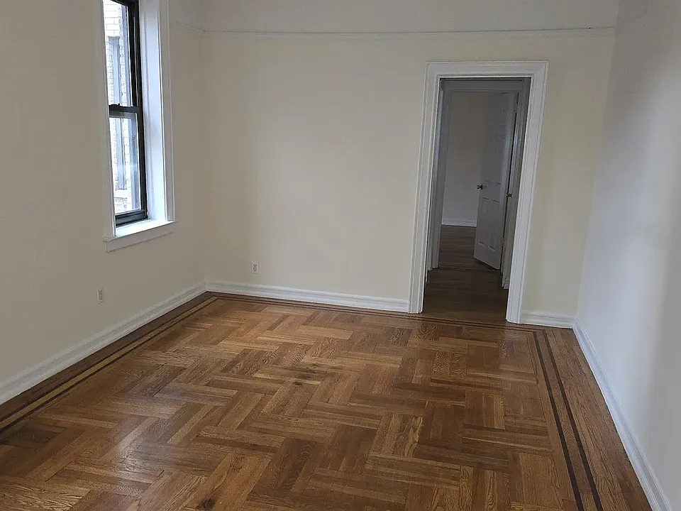 37-20 81st St #6D