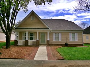 182 Bridgewater Dr, Advance, NC 27006