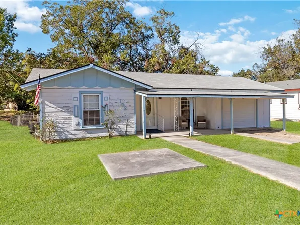 192 Meadow Ave, New Braunfels, TX 78130