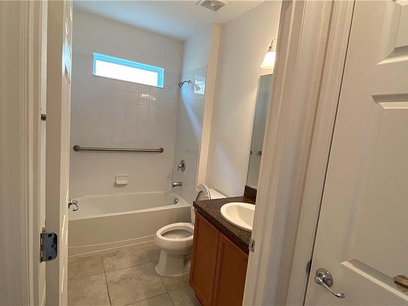 5th image of 2240 Cypress Lake Pl