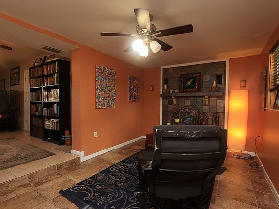 3rd image of 1555 Peruvian Ln