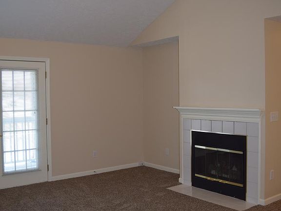 5th image of 29810 Lenox Dr #324