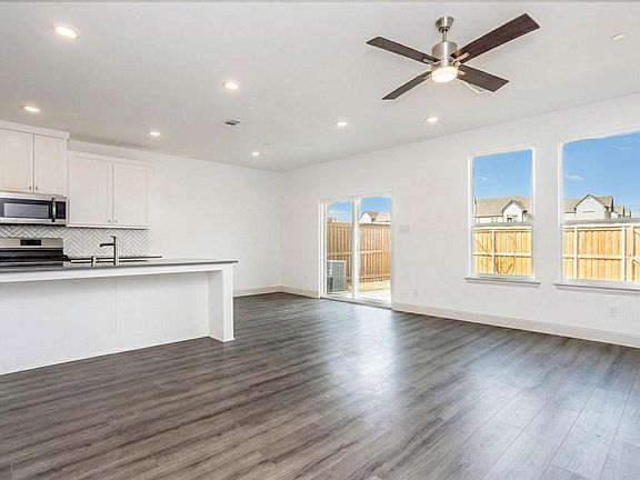 5th image of 1328 Hill Country Pl