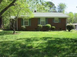 1413 Ross Dr, Albemarle, NC 28001