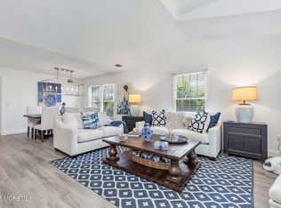 2254 S Chanticleer Ct, Toms River, NJ 08755