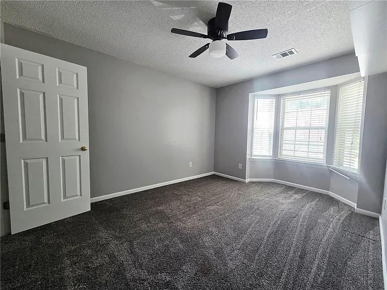 4645 Valais Ct #87 — Photo 12