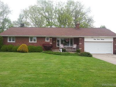 9714 Greenwald Ave, Niagara Falls, NY, 14304