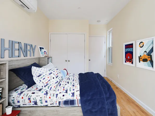 2112 Grand Avenue image 9 of 12