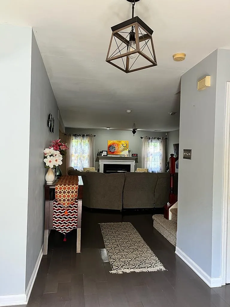 43 Fair Acres Ct — Photo 3