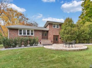 256 Valley Rd, Haworth, NJ 07641