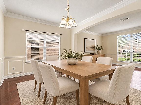 5th image of 2530 Mango Ct