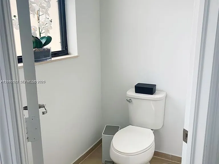 8719 W 33rd Ave — Photo 22