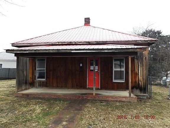 2nd image of 215 Carolina Ave
