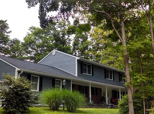 481 Rutledge Dr, Yorktown Heights, NY 10598
