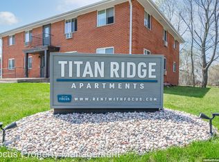 1245 Titan Ct APT 8, Oshkosh, WI 54901